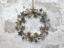 Load image into Gallery viewer, Wreath With Stars
